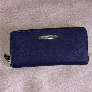 VINCE CAMUTO WALLET